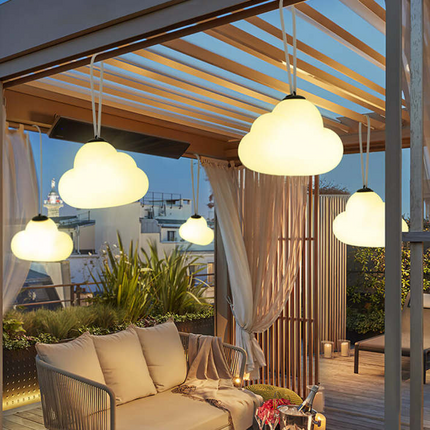 Lampa Ogrodowa LED w Kształcie Chmury – Mlecznobiała, Wodoodporna, Metal/Akryl do Ogrodu 3