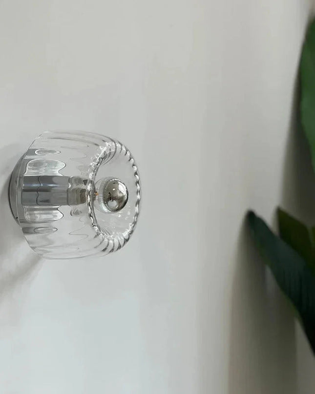 Lampa Ścienna Bauhaus w Stylu Nordyckim z Metalu i Szkła E14 – Elegancki Kinkiet Ścienny do Salonu i Korytarza 4