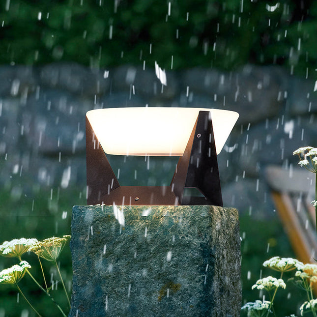 Lampa Solarna Ogrodowa LED, Wodoodporna, Szybkie Ładowanie, Elegancki Design do Oświetlenia Ogrodu i Tarasu 5