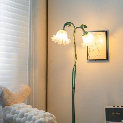 Lampa Stojąca Calla z Białymi Kwiatami i Zielonym Stojakiem – Elegancka Lampa do Salonu 8