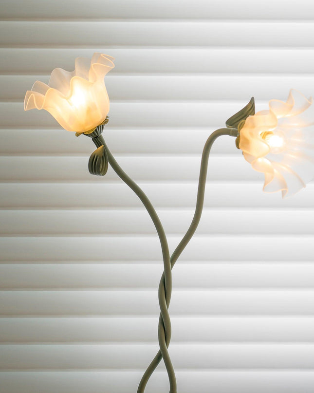 Lampa Stojąca Do Salonu z Kwiatami Calla, Elegancka Lampa Stojąca w Zielonym Kolorze z Białymi Kwiatami, 170 cm 1