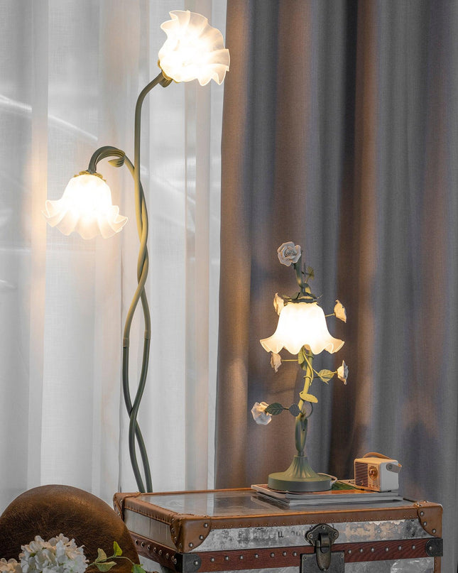 Lampa Stojąca Do Salonu z Kwiatami Calla, Elegancka Lampa Stojąca w Zielonym Kolorze z Białymi Kwiatami, 170 cm 2