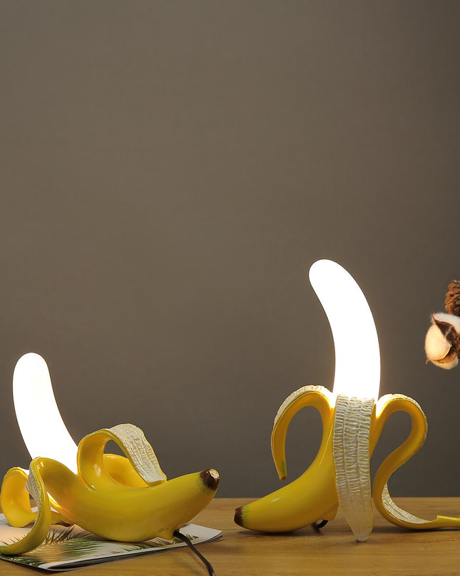 Lampa Stołowa Art Deco z Metalową Konstrukcją w Kolorze Mosiądzu – Elegancka Lampka do Salonu, Biura i Sypialni 4