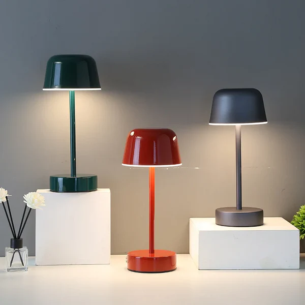 Lampa Stołowa Bezprzewodowa z Regulacją Jasności – Elegancka Metalowa Lampka Nocna do Salonów i Sypialni 3