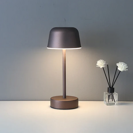 Lampa Stołowa Bezprzewodowa z Regulacją Jasności – Elegancka Metalowa Lampka Nocna do Salonów i Sypialni 8