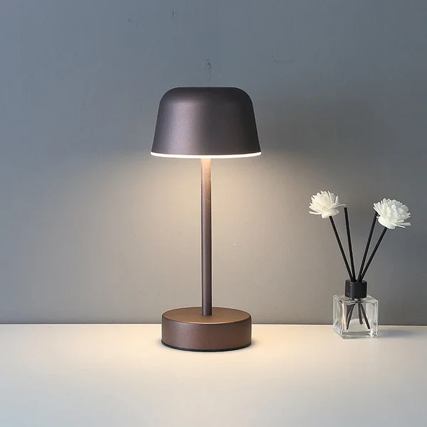 Lampa Stołowa Bezprzewodowa z Regulacją Jasności – Elegancka Metalowa Lampka Nocna do Salonów i Sypialni 8