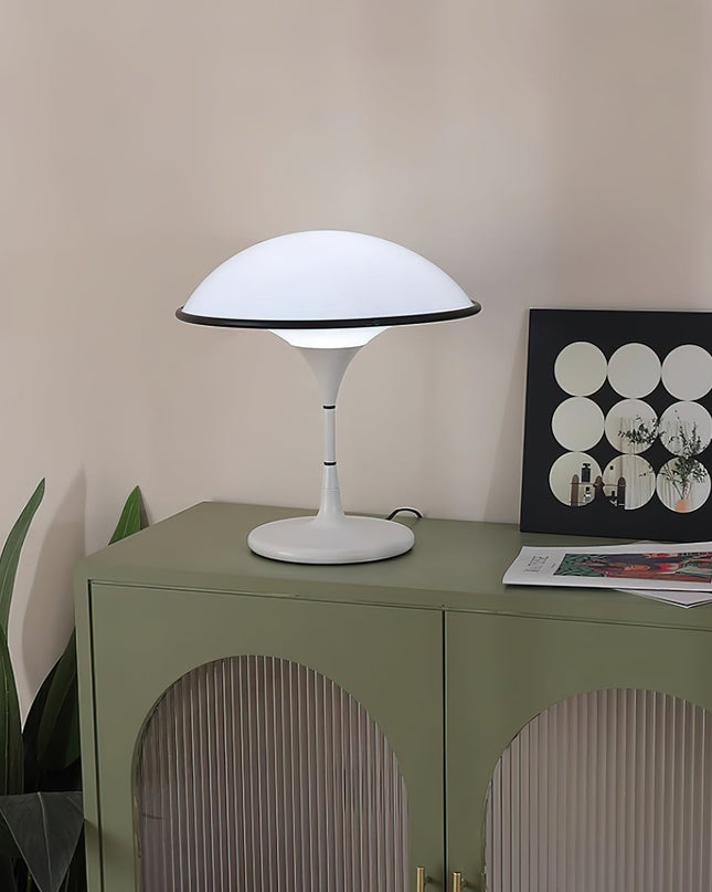 Lampa Stołowa Czarna Fontana w Stylu Retro – Metalowy Klosz, Nowoczesne Oświetlenie do Salonu 2