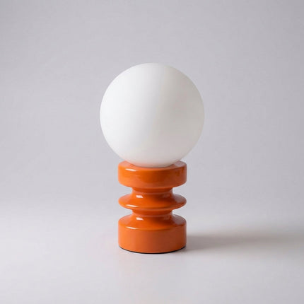 Lampa stołowa LED z matowym kloszem i drewnianą podstawą, styl vintage minimalistyczny, idealna do salon 5