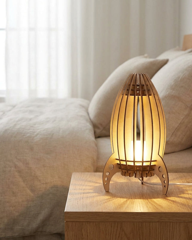 Lampa stołowa rakietowa z ciepłym światłem, ręcznie wykonana z drewna bukowego, idealna do salonów 1