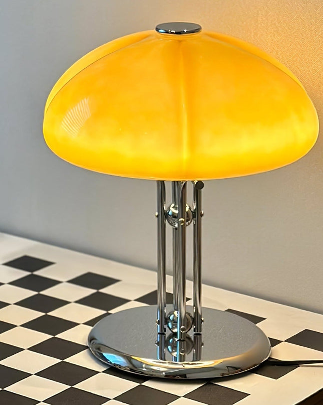 Lampa Stołowa Szklana Bauhaus z Bursztynowym Kloszem – Nowoczesne Lampy Stołowe do Salonów, Wysokość 55 cm 4