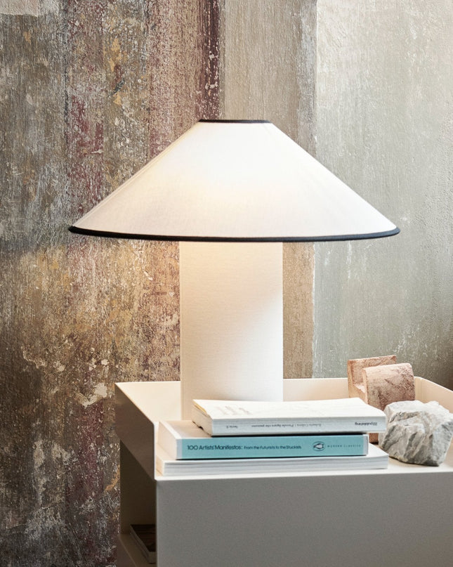 Lampa Stołowa Szklana Colette z Metalowym Wykończeniem – Elegancka Lampa Stołowa do Salonu w Cieplej Barwie 2