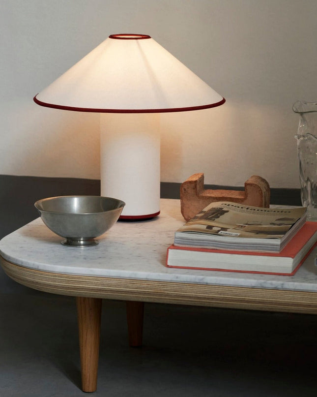 Lampa Stołowa Szklana Colette z Metalowym Wykończeniem – Elegancka Lampa Stołowa do Salonu w Cieplej Barwie 4