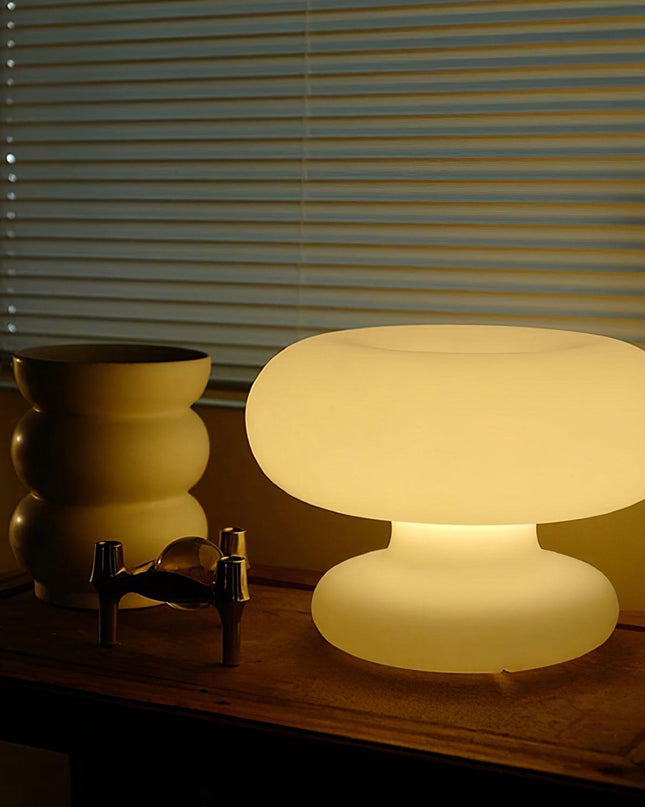 Lampa Stołowa Szklana Donut z Metalowym Wykończeniem – Ciepłe Oświetlenie do Salonu i Sypialni 7