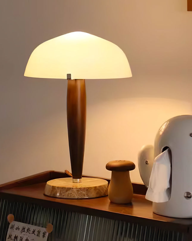 Lampa Stołowa Szklana Herman z Marmuru – Elegancka Lampka do Salonów i Biur, Inspirujące Oświetlenie 2