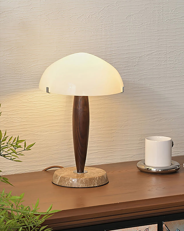 Lampa Stołowa Szklana Herman z Marmuru – Elegancka Lampka do Salonów i Biur, Inspirujące Oświetlenie 5