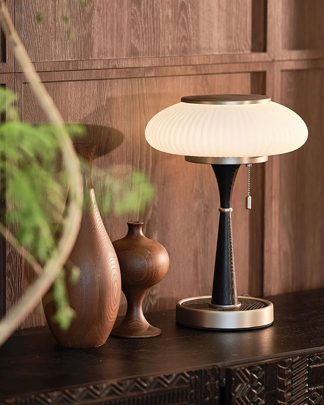 Lampa Stołowa Szklana Matsutake z Metalowym Wykończeniem – Elegancka Lampa Stołowa do Salonów i Biur, 36 cm 1
