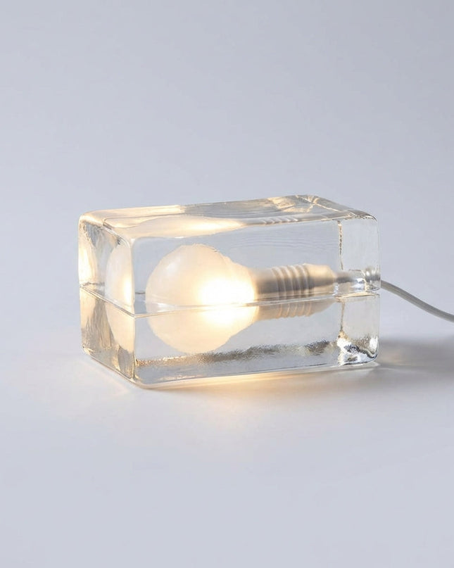 Lampa stołowa szklana z gniazdem E27 i włącznikiem na przewodzie w nowoczesnym minimalistycznym 1