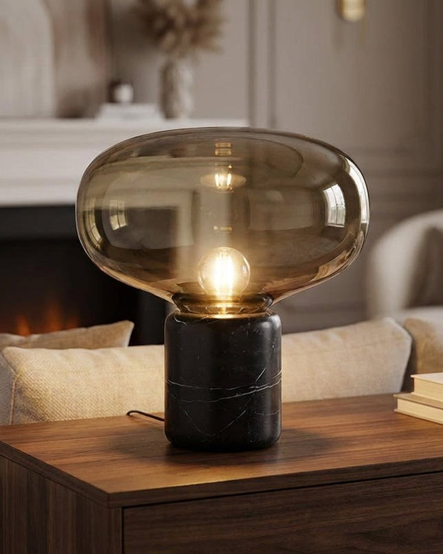Lampa stołowa szklana z marmurową podstawą, postmodernistyczny design, ciepłe nastrojowe 1