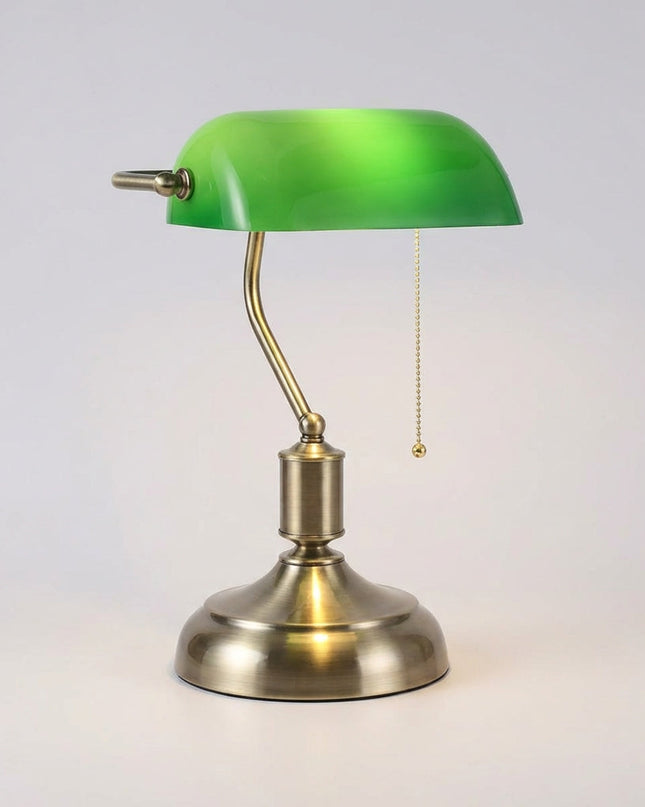 Lampa stołowa szklana z ręcznie wykonanym kloszem i polerowaną metalową podstawą, idealna do klasy 0
