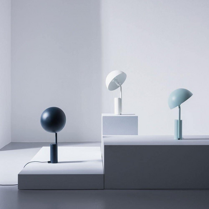 Lampa Stołowa Szklana z Regulowanym Kloszem – Geometryczny Design, Idealna do Salonu, Biura, Sypialni 2