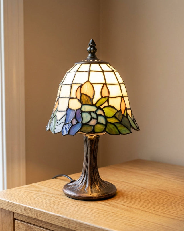 Lampa stołowa witrażowa LED z kloszem ze szkła i podstawą ze szczotkowanego niklu, now 0