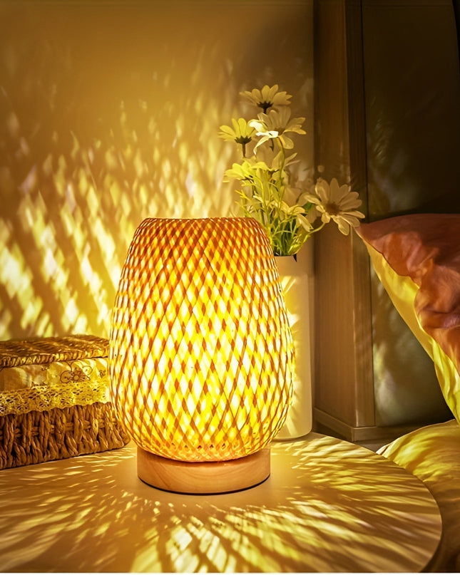 Lampa stołowa z bambusa z zasilaniem USB, ekologiczne i energooszczędne oświetlenie idealne do 4