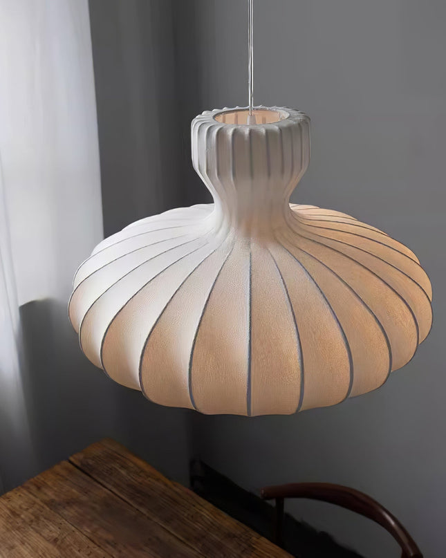 Lampa Wisząca Bella Bloom z Jedwabną Powierzchnią – Vintage Styl 3