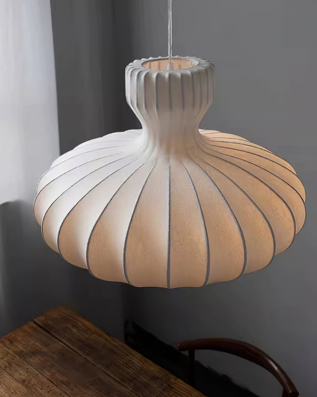 Lampa Wisząca Bella Bloom z Jedwabną Powierzchnią – Vintage Styl 8