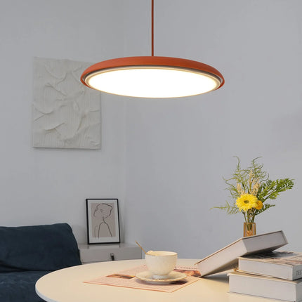 Stylowa lampa wisząca LED regulowana w nadmorskim stylu, emitująca ciepłe światło, idealna do 6