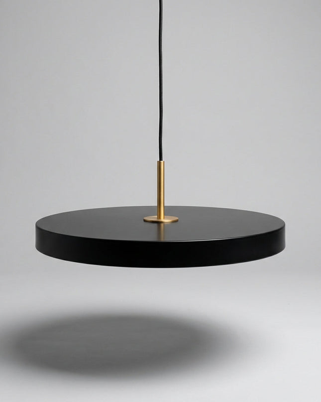 Lampa wisząca LED z metalowym wykończeniem, futurystyczny design, energooszczędne oświetlenie do 0