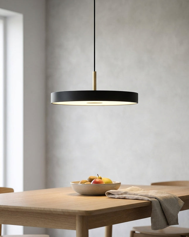 Lampa wisząca LED z metalowym wykończeniem, futurystyczny design, energooszczędne oświetlenie do 1