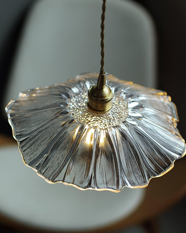 Lampa Wisząca Szklana w Kształcie Kwiatka – Elegancki Dodatek do Wnętrz 7