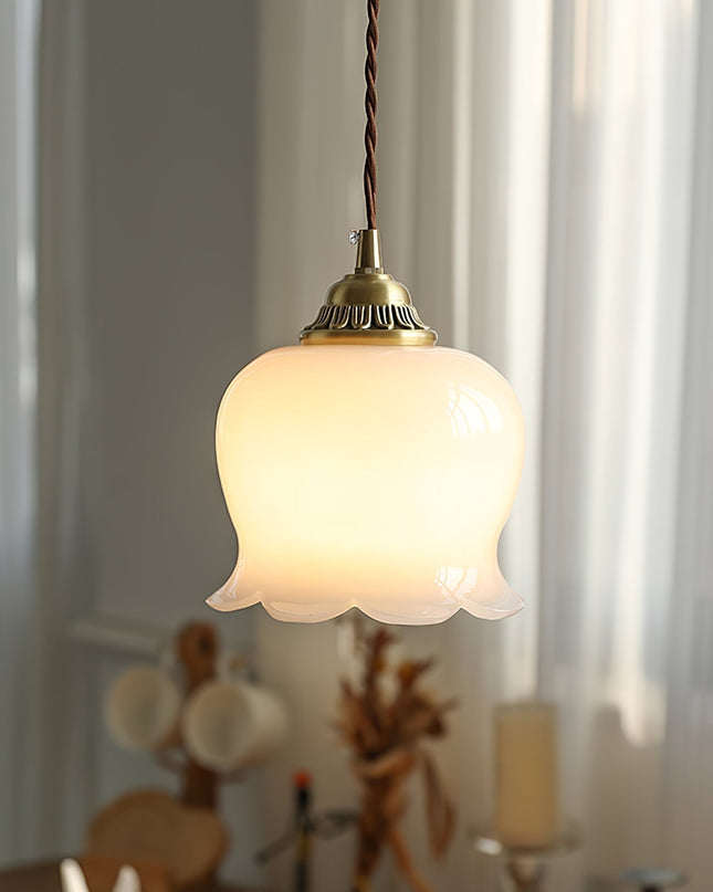 Lampa Wisząca Valley Flower z Mosiądzu i Żywicy – Elegancka Lampa do Salonu, Kwiatowy Żyrandol do Wnętrz 2