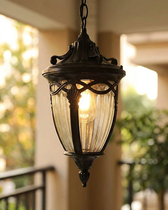 Lampa wisząca vintage z metalowym i szklanym wykończeniem, idealna do salonu i jadalni w retro styl 0