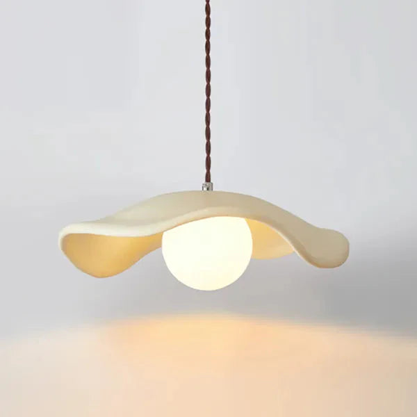 Lampa Wisząca Wabi Sabi z Liśćmi Lotosu – Minimalistyczna Lampa do Jadalni i Salonu, Metal i Żywica, D35CM H10CM 9