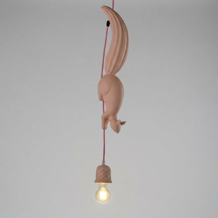 Lampa wisząca z motywem zwierząt i szyszek, regulowana wysokość, wykonana z żywicy syntety 0
