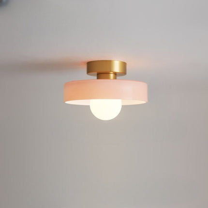 Lampa sufitowa Bauhaus z kulistym światłem – minimalistyczny design ze szkła i mosiądzu do nowoczesnych sypialni 11