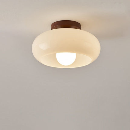 Lampa sufitowa z ciepłym blaskiem i drewnianym akcentem – klosz z opalowego szkła w stylu Bauhaus do sypialni i salonu 0