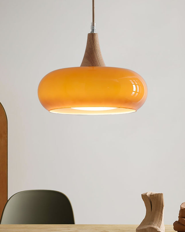Lampa wisząca z regulowanym zawieszeniem i szklanymi kloszami – Wooden Beam Design 3