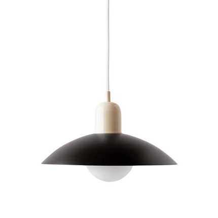 Lampa wisząca z zakrzywionym metalowym kloszem do oświetlenia kuchennego – minimalistyczna oprawa do wnętrz 6