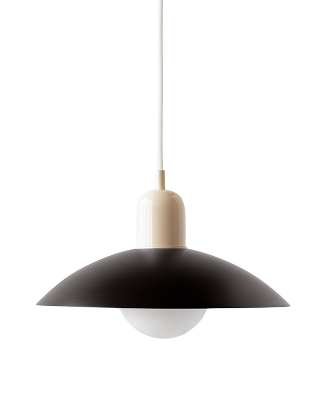 Lampa wisząca z zakrzywionym metalowym kloszem do oświetlenia kuchennego – minimalistyczna oprawa do wnętrz 6