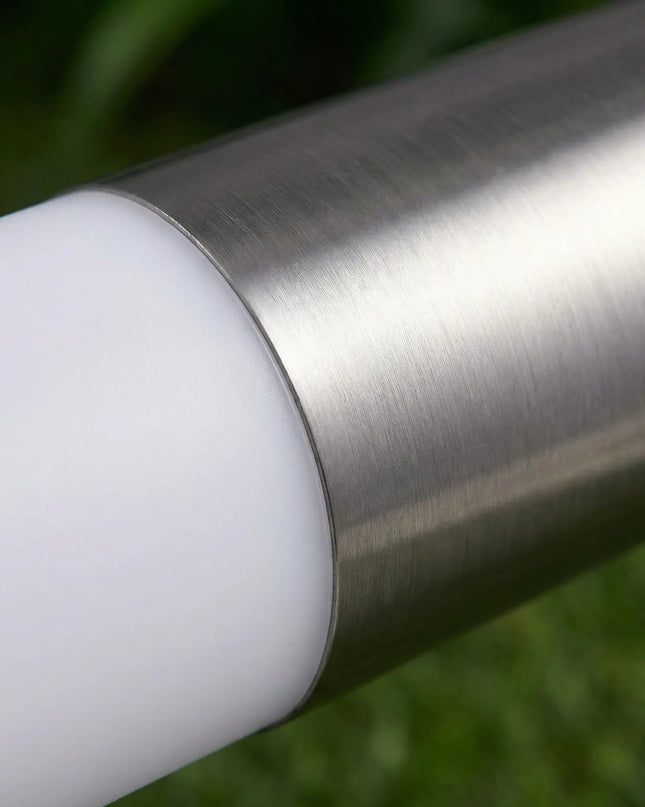 Lampy ogrodowe solarne LED cylindryczne z automatycznym włączaniem, emitujące ciepłe białe światło 3