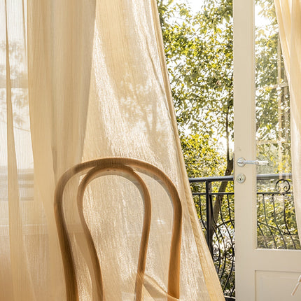 Lekkie zasłony, które rozświetlają przestrzeń 14