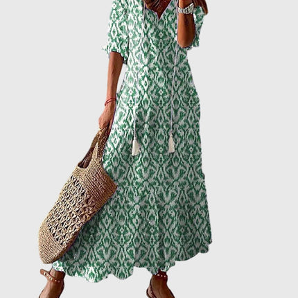 Letnia sukienka w stylu boho vintage z efektownym dekoltem w serek – lekki i przewiewny fason na co dzień i w eleganckim wydaniu 1