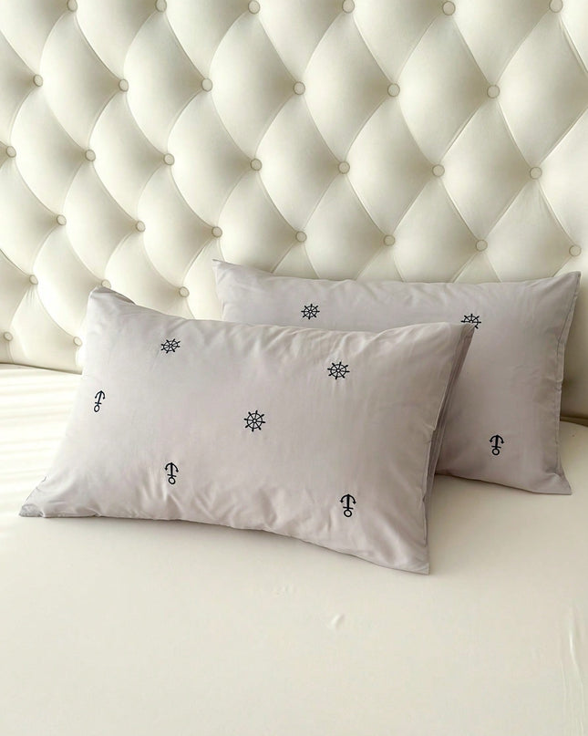 LunaDroom – Czarny komplet poszewek na poduszki – haftowane gwiazdy i księżyc na magiczne noce 5