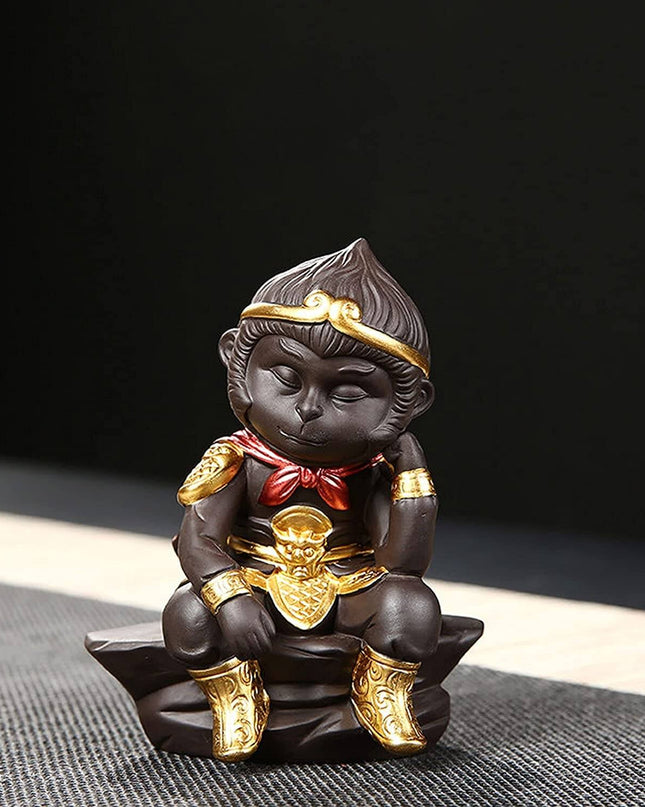 Małpi Król w Medytacji Dekoracyjny Posąg z Charakterem 0