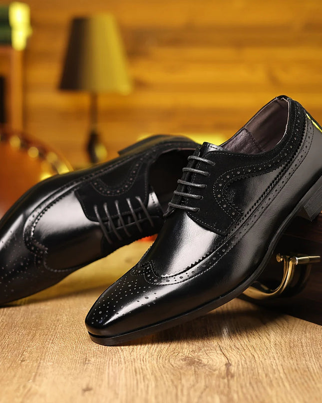 Męskie buty wizytowe o eleganckim, formalnym wzornictwie – czarna skóra, wygoda i trwałość 7