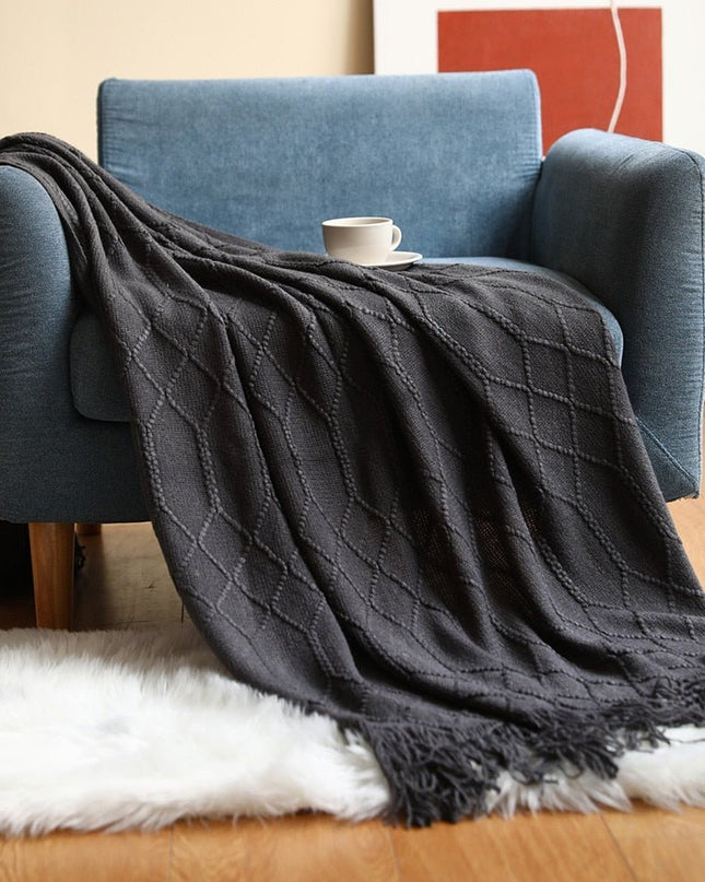 Miękki dzianinowy koc 130x160 cm – skandynawski design na sofę i łóżko, wygodny i trwały 10