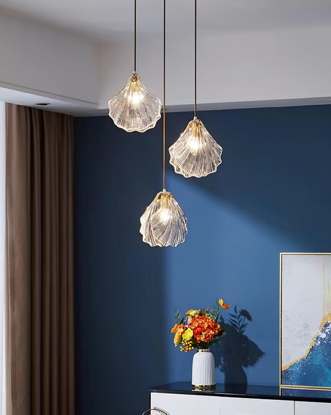 Mini Lampa Wisząca Shell z Mosiądzu i Szkła – Elegancka Lampa w Stylu Morskim 4