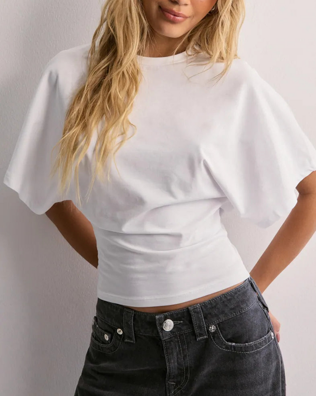 Modny T-shirt z szerokimi rękawami – miękki, oddychający materiał na co dzień 0